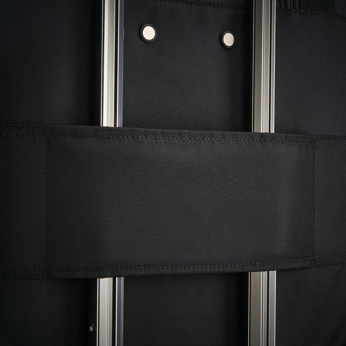 Samsonite Spinner Underseater with USB Port 10