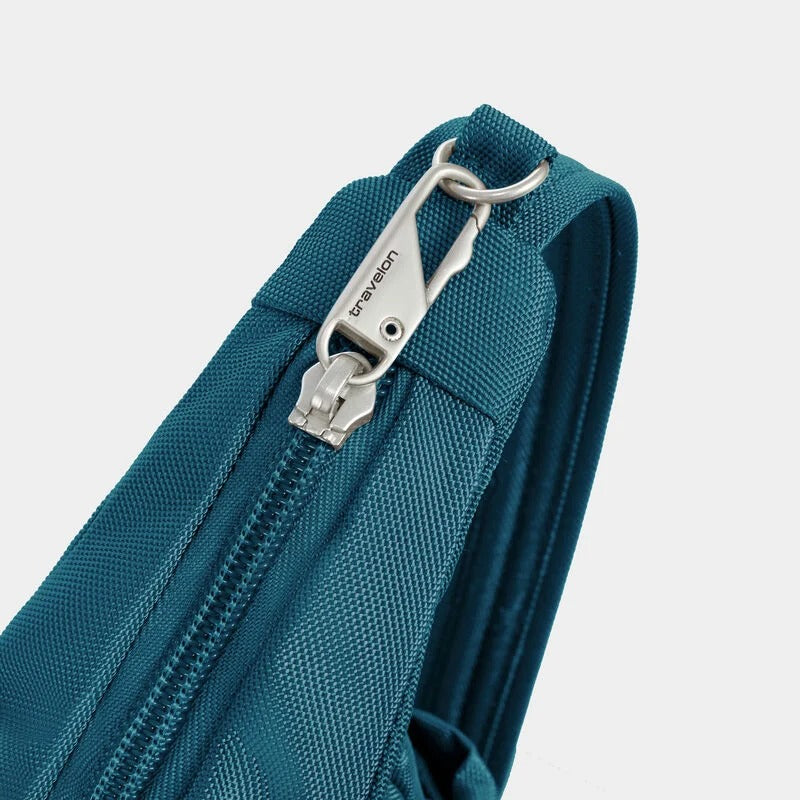 Travelon Anti-Theft Classic Messenger 5