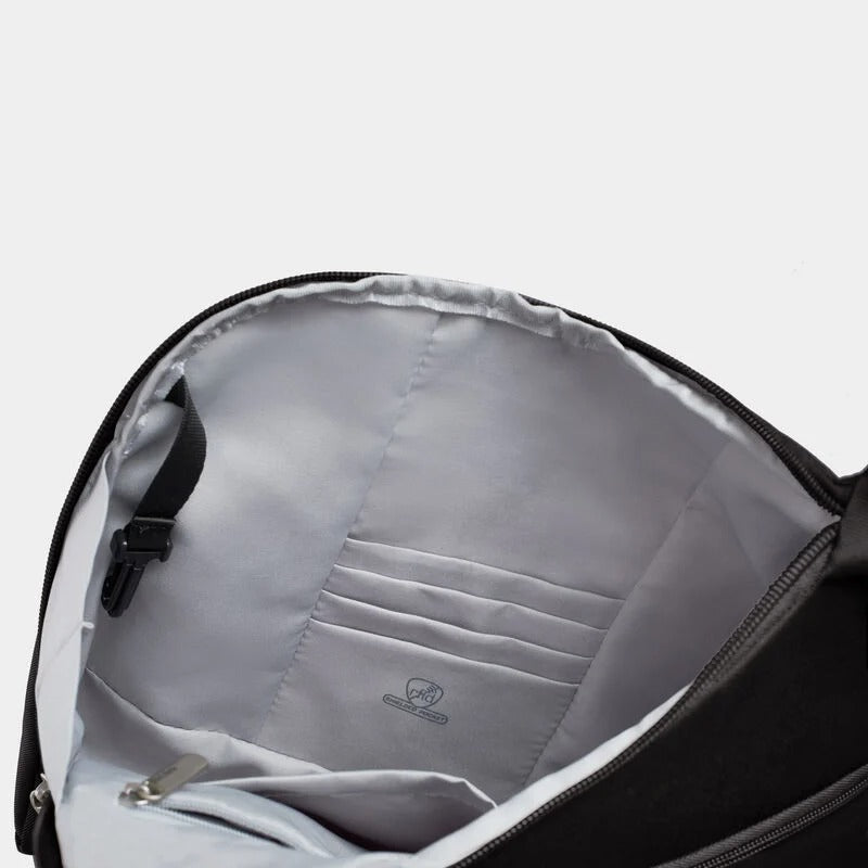 Travelon Anti-Theft Classic Crossbody 34