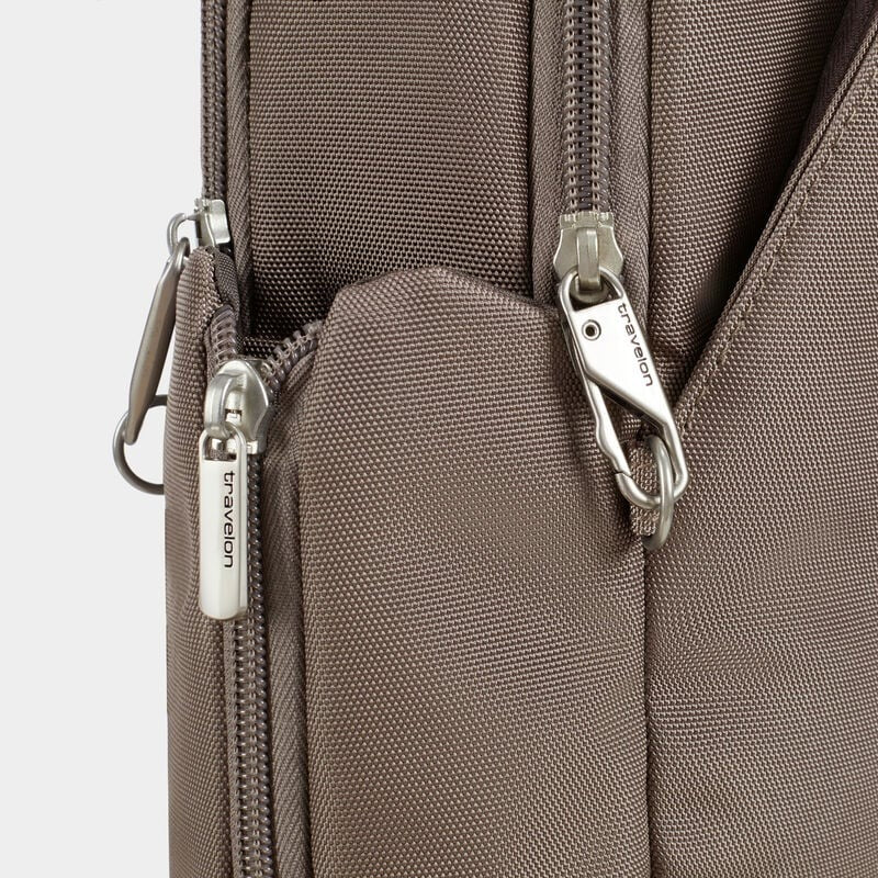 Travelon Anti-Theft Classic Travel Bag 7