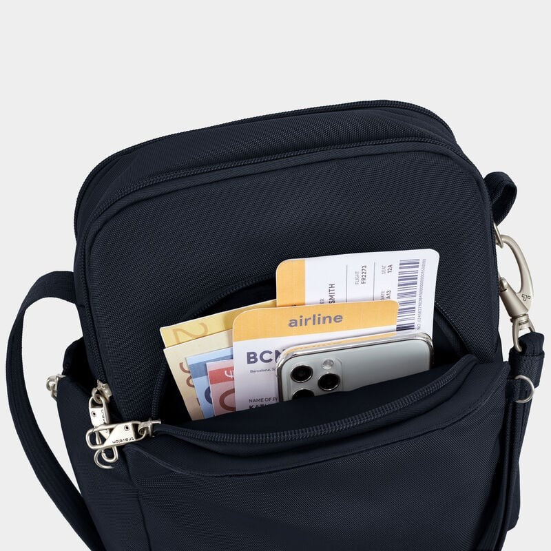 Travelon Anti-Theft Classic Travel Bag 36