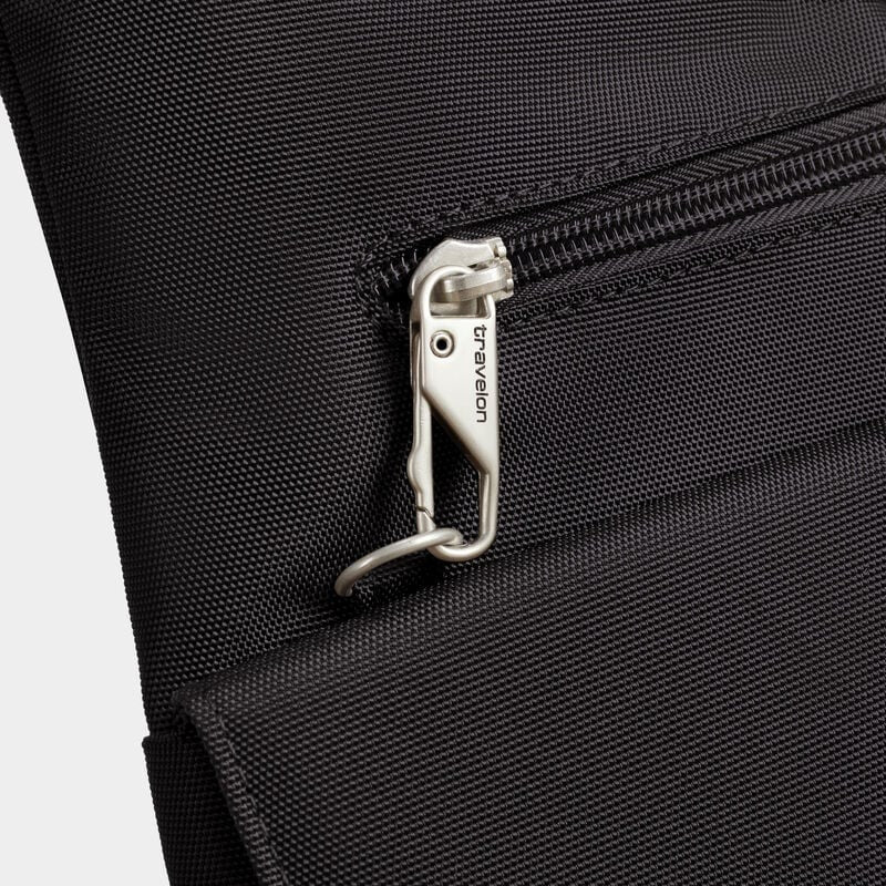 Travelon Anti-Theft Classic Crossbody 36