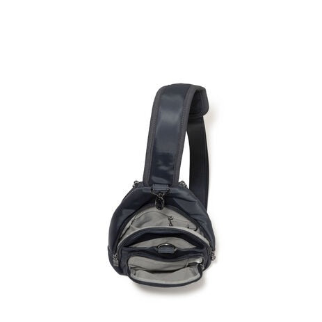 Baggallini Central Park Sling 22