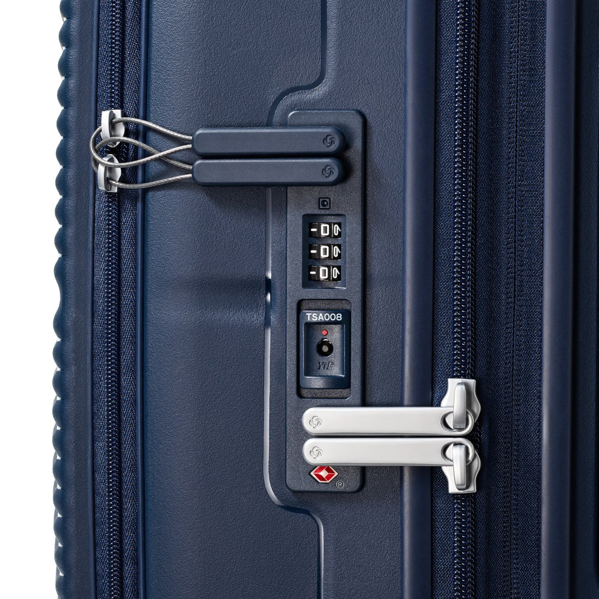 Samsonite Paralux Carry-on 22