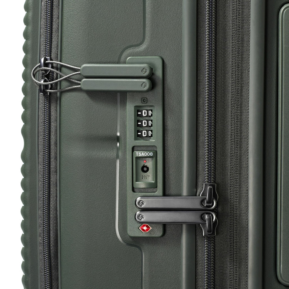 Samsonite Paralux Carry-on 9