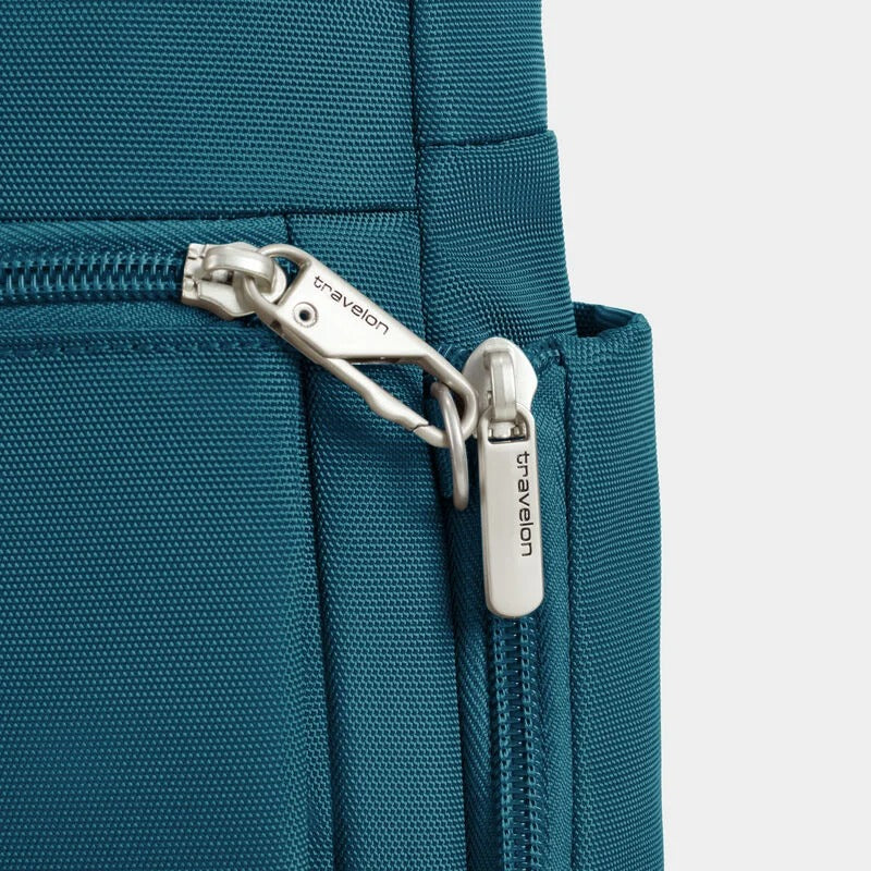 Travelon Anti-Theft Classic Messenger 8