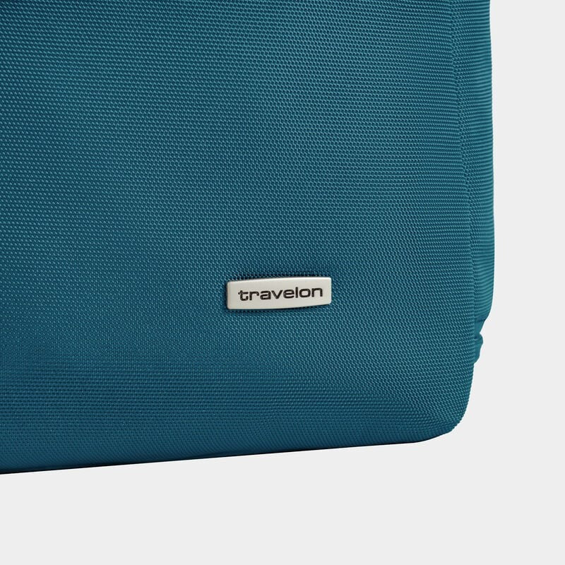 Travelon Anti-Theft Classic Messenger 9
