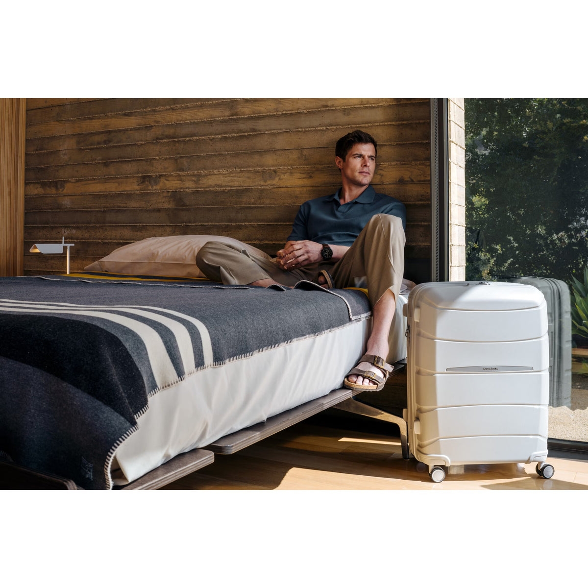 Samsonite Outline Pro Moyen 4