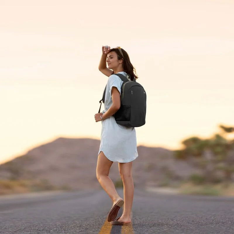 Travelon Voyages Anti-Theft Day Pack 6