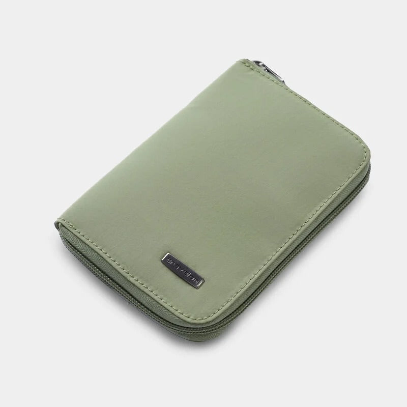 Travelon RFID Blocking Passport Zip Wallet 16