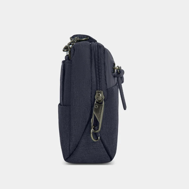 Travelon Anti-Theft Metro Convertible Small Crossbody 38