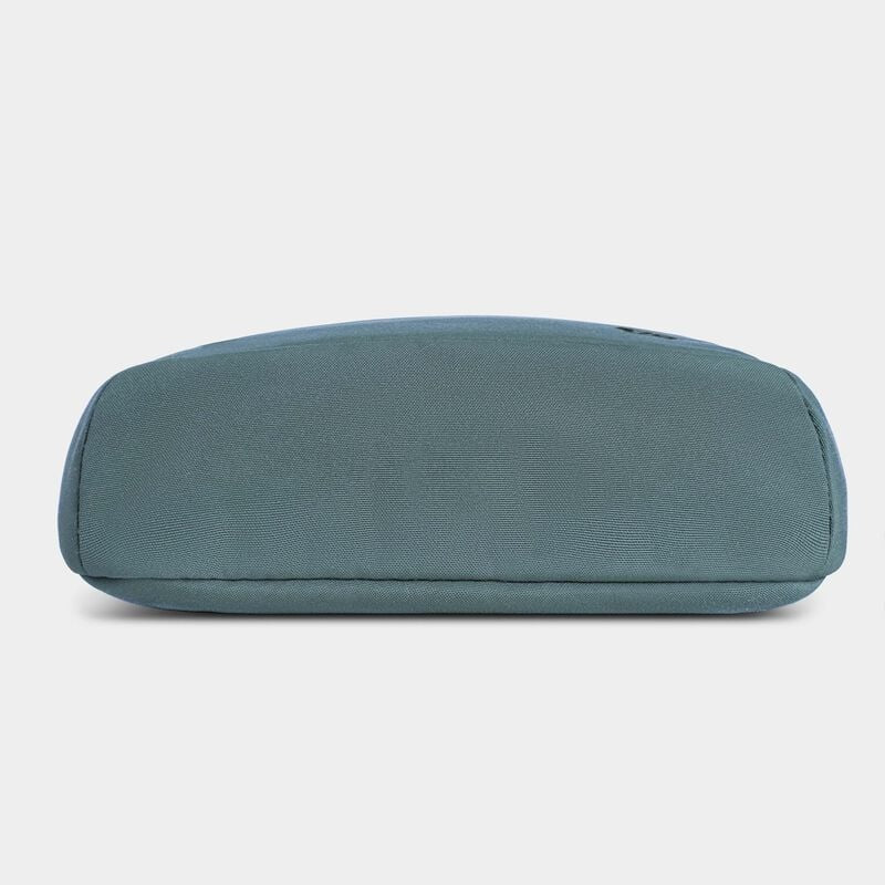 Travelon Voyages Anti-Theft Slim Bag 22