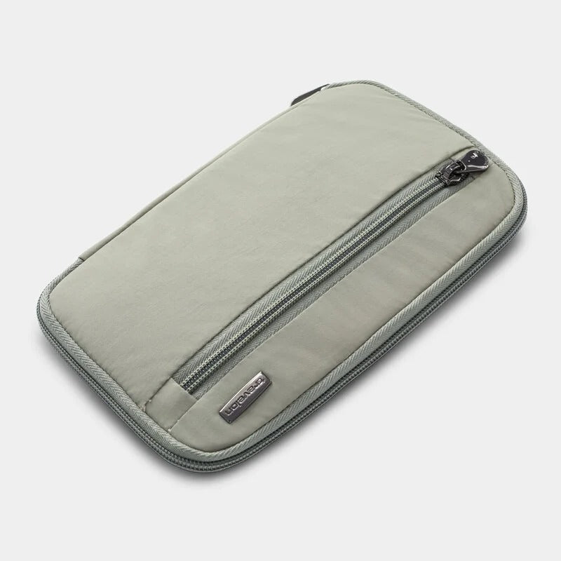 Travelon RFID Blocking Family Passport Wallet 53