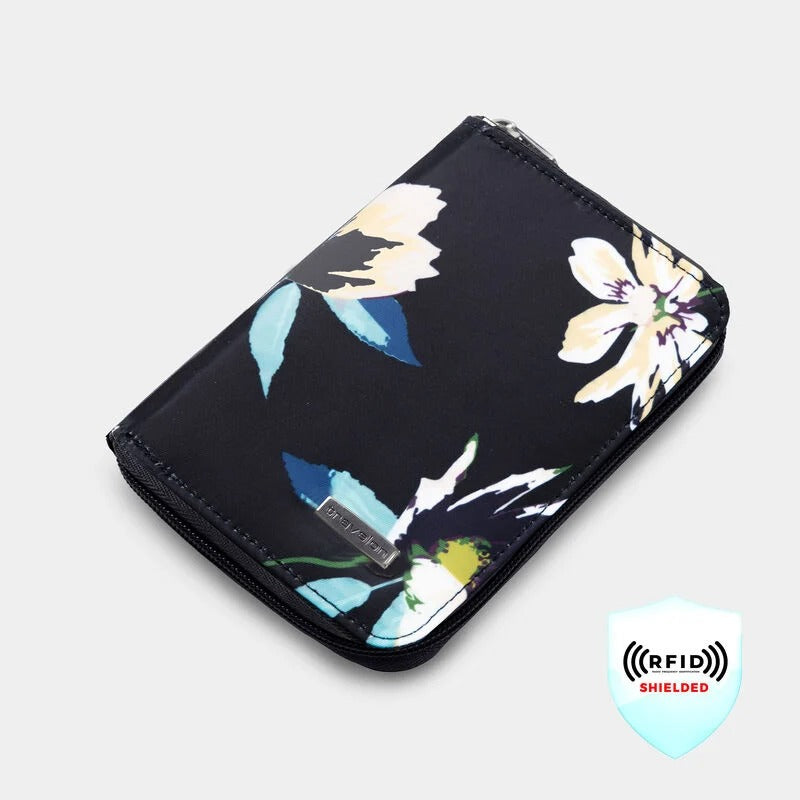 Travelon RFID Blocking Passport Zip Wallet 32