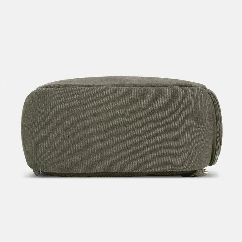 Travelon Anti-Theft Heritage Sling 21