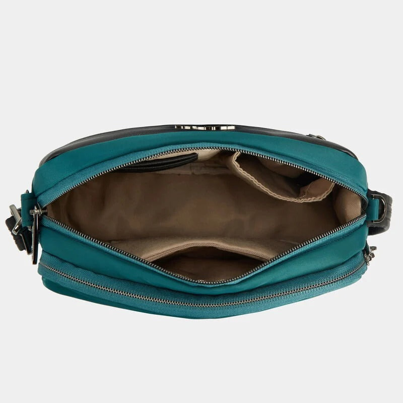 Travelon Anti-Theft Addison Small Crossbody 31