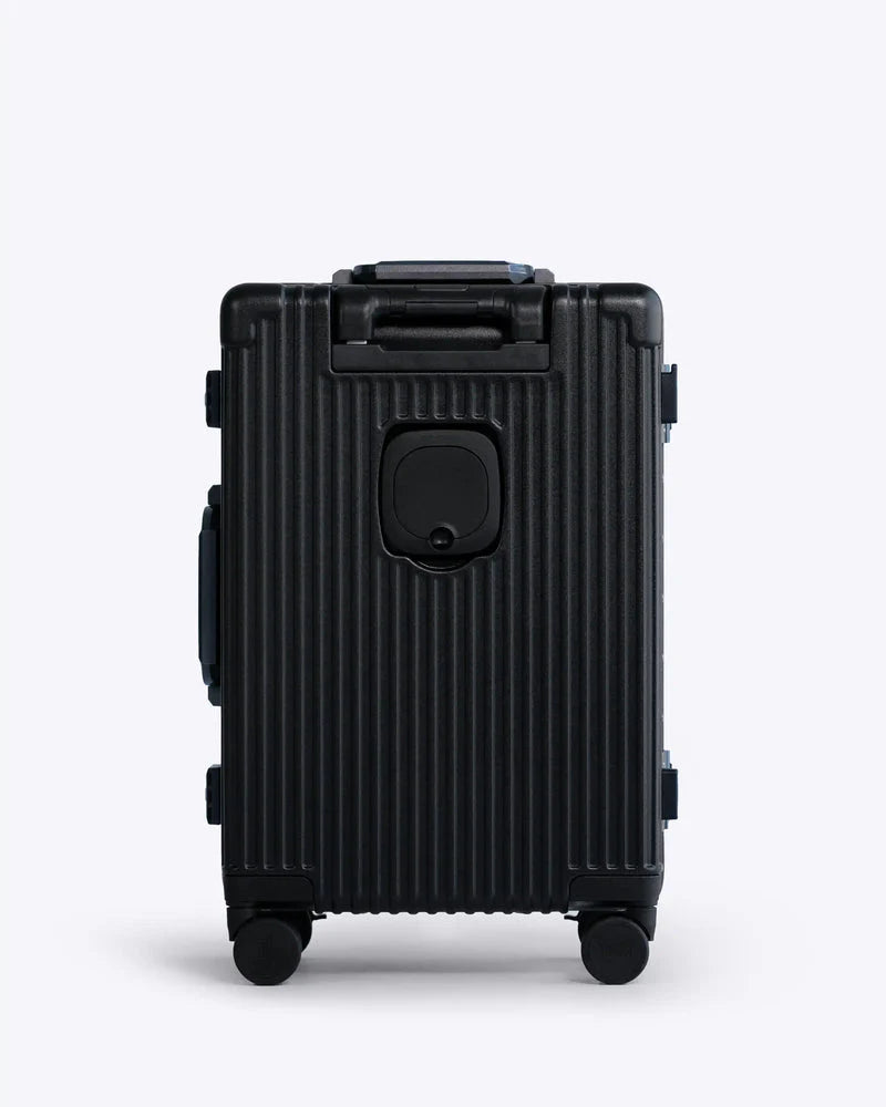 NOBL All-in-One Carry-on 19" 8