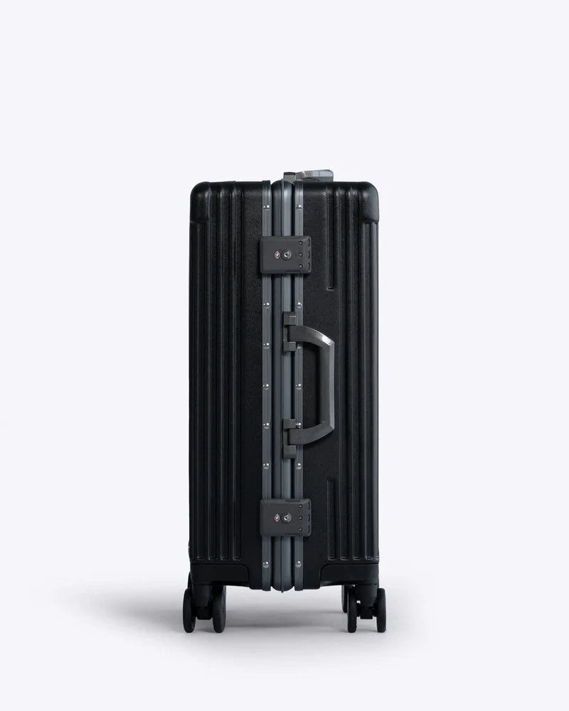 NOBL All-in-One Carry-on 19" 7