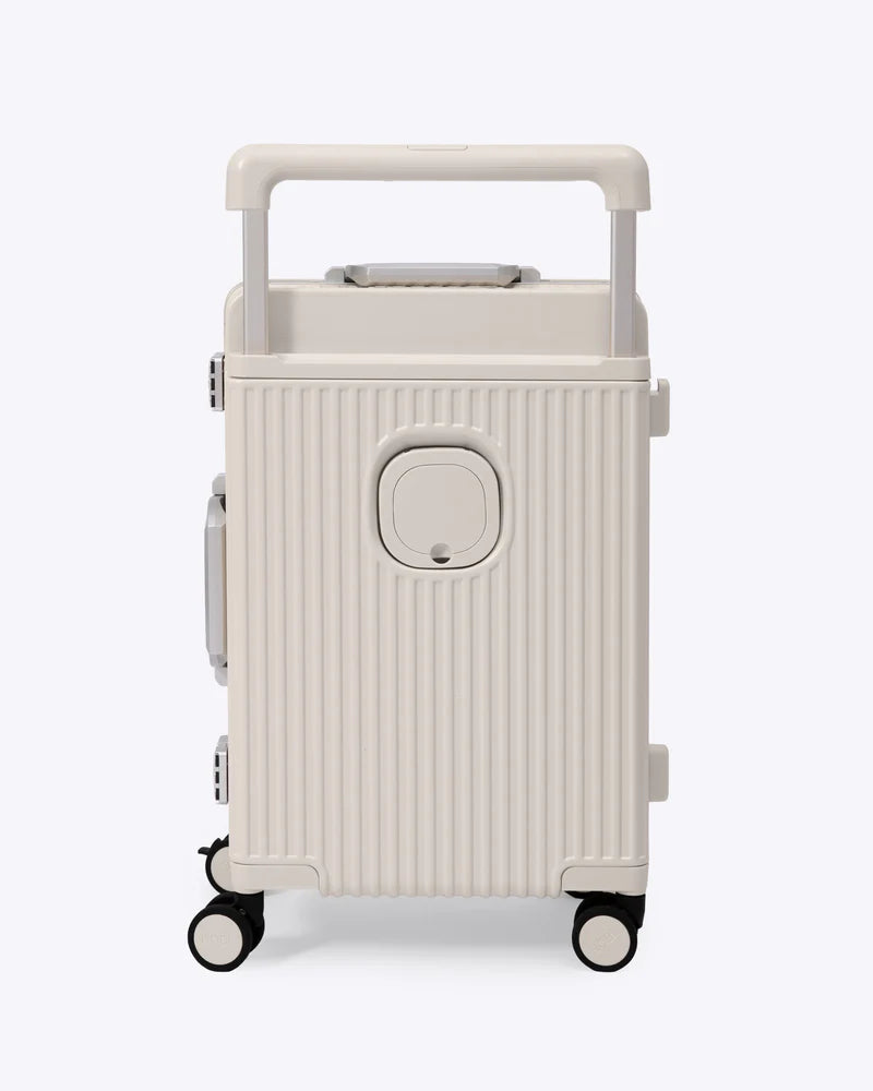 NOBL All-In-One Carry-On Wide Handle 67