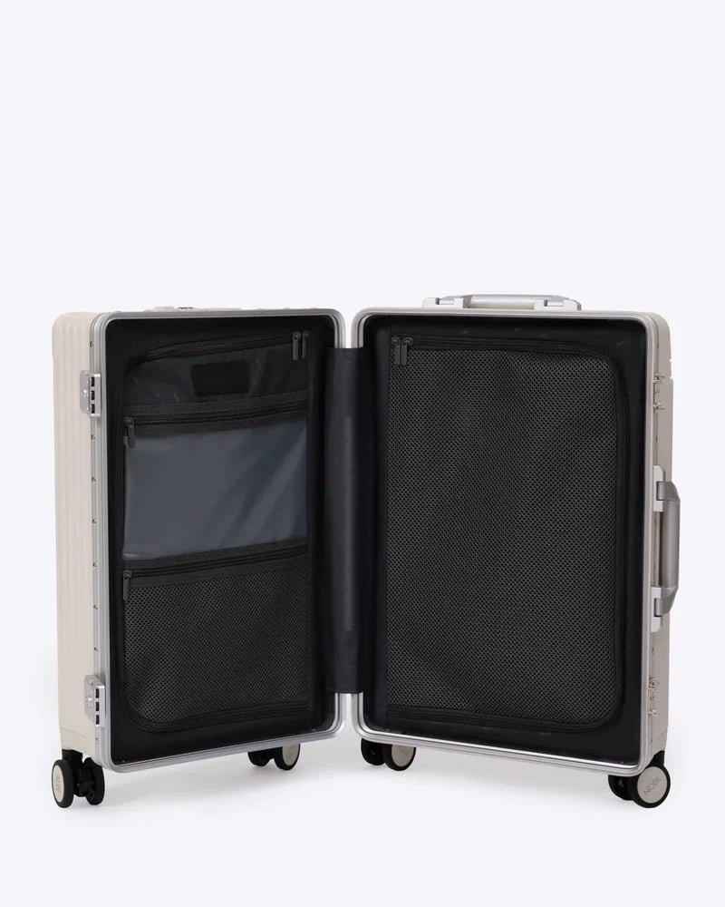 NOBL All-In-One Carry-On Wide Handle 65
