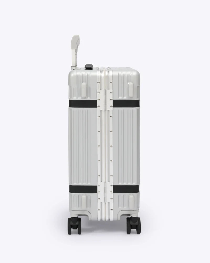 NOBL Belmont Leather Carry-on 72