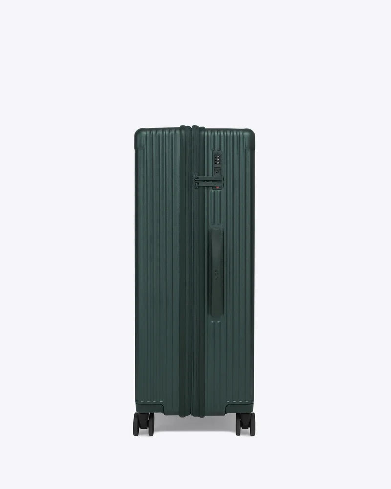 NOBL All-in-One Expandable Check-in 22