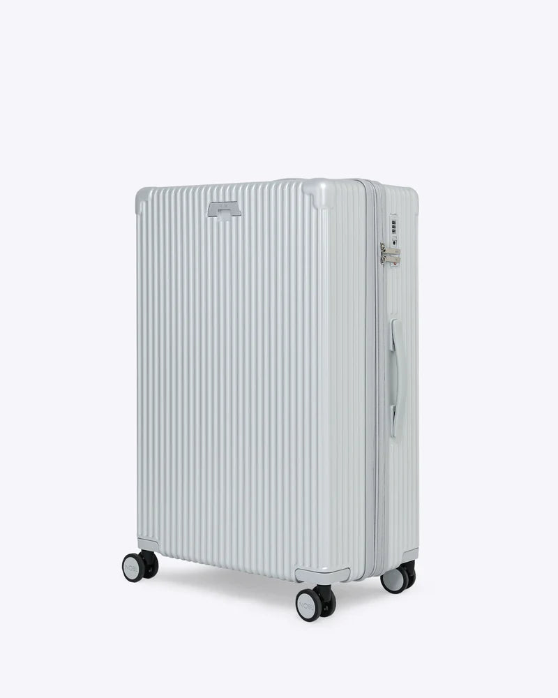 NOBL All-in-One Expandable Check-in 39