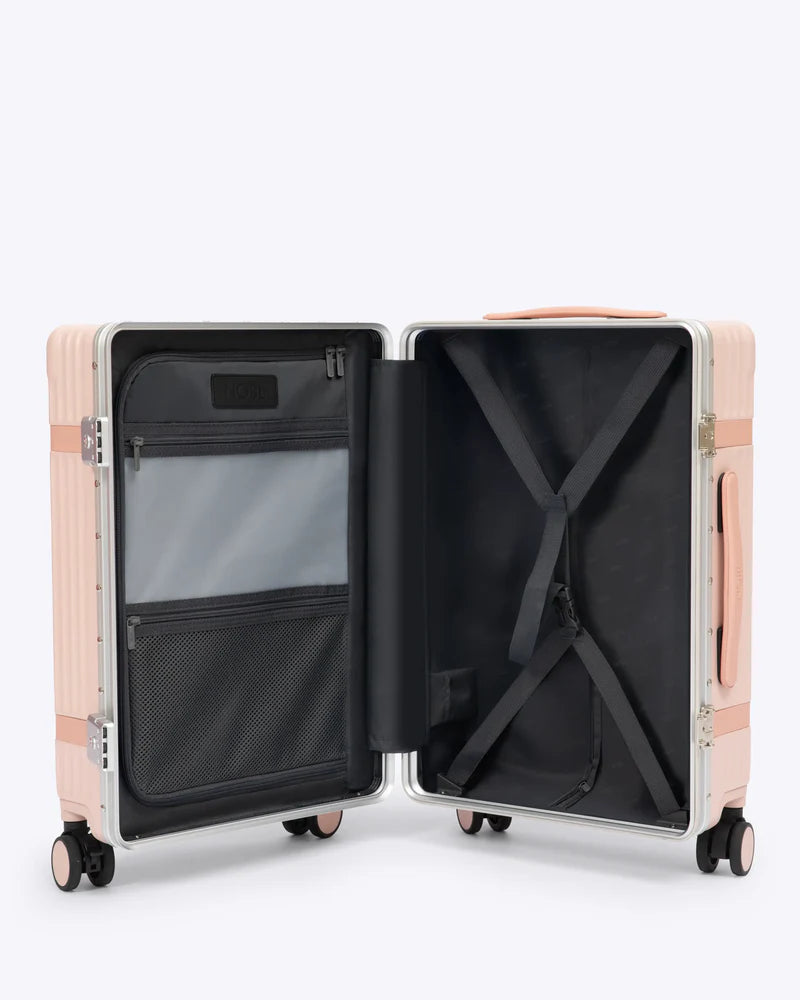 NOBL Belmont Leather Carry-on 37