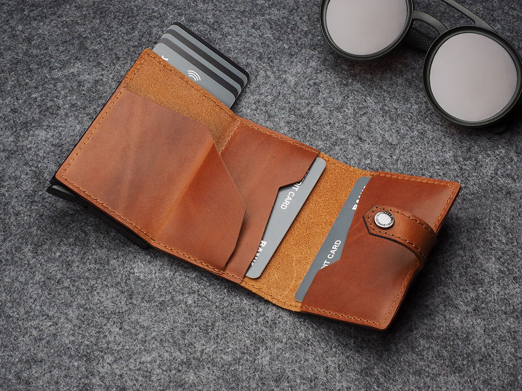 Pularys Hiker Air Tag Nomad Leather Cognac 6