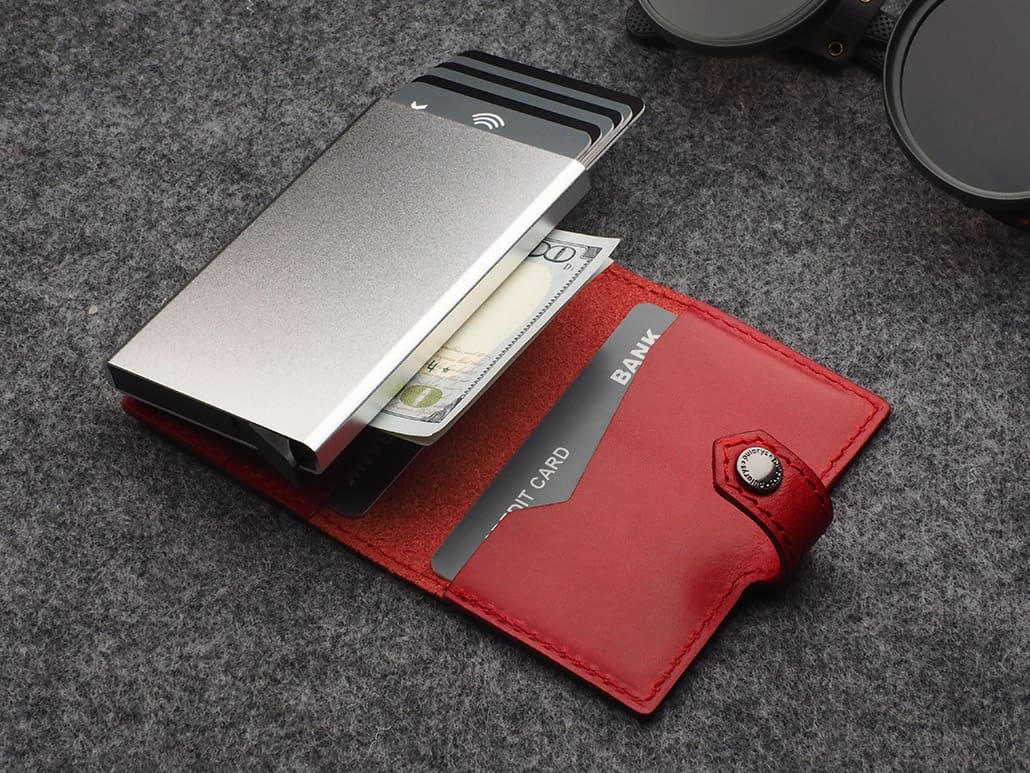 Pularys Easy Air Tag Holder Nomad Leather Red 9